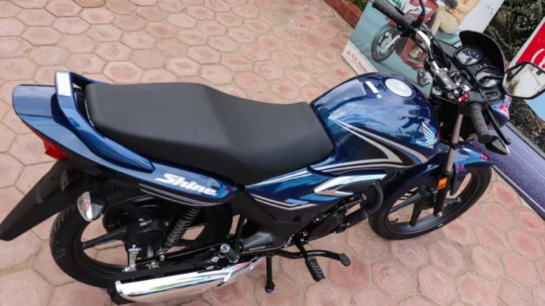 Honda Shine 125 bike with strong mileage at low price